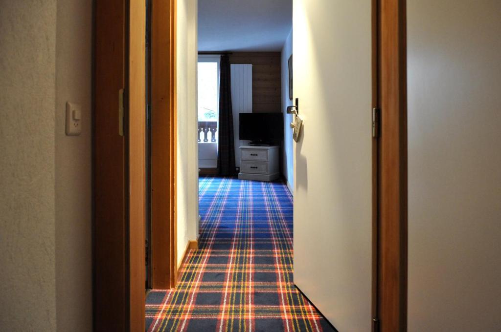 Hotel De La Paix Champéry Quarto foto