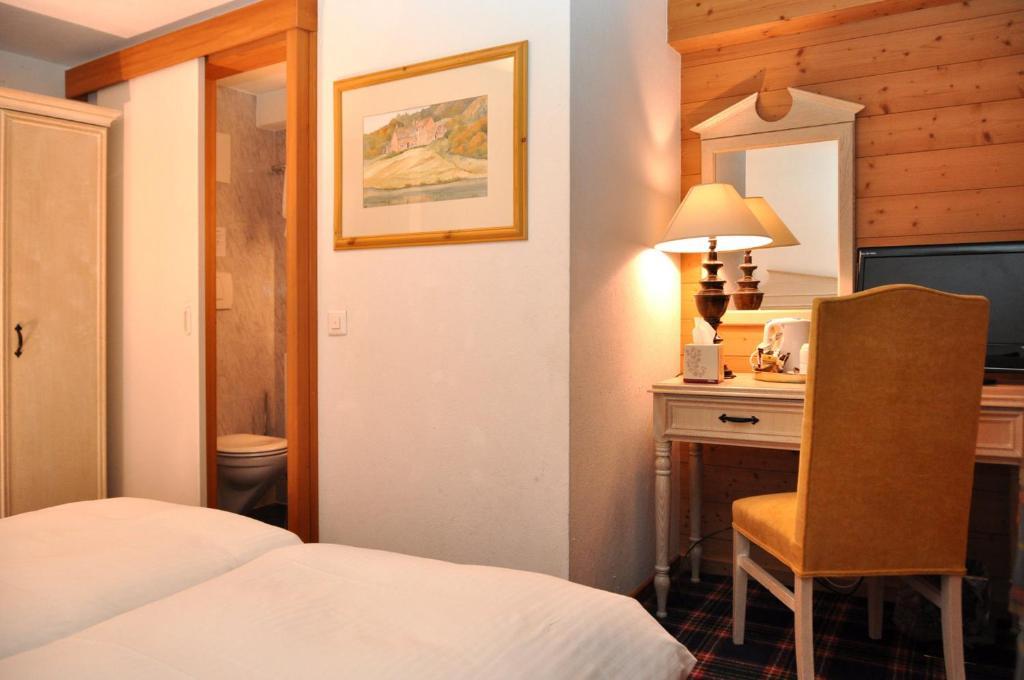 Hotel De La Paix Champéry Quarto foto
