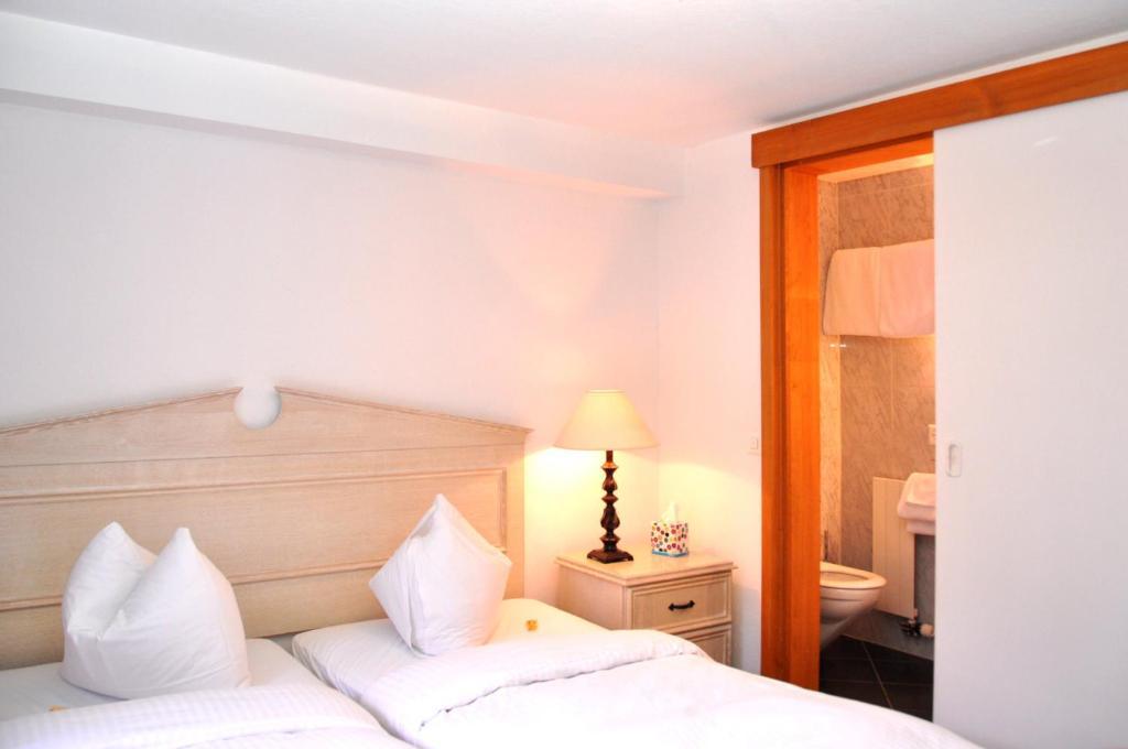 Hotel De La Paix Champéry Quarto foto