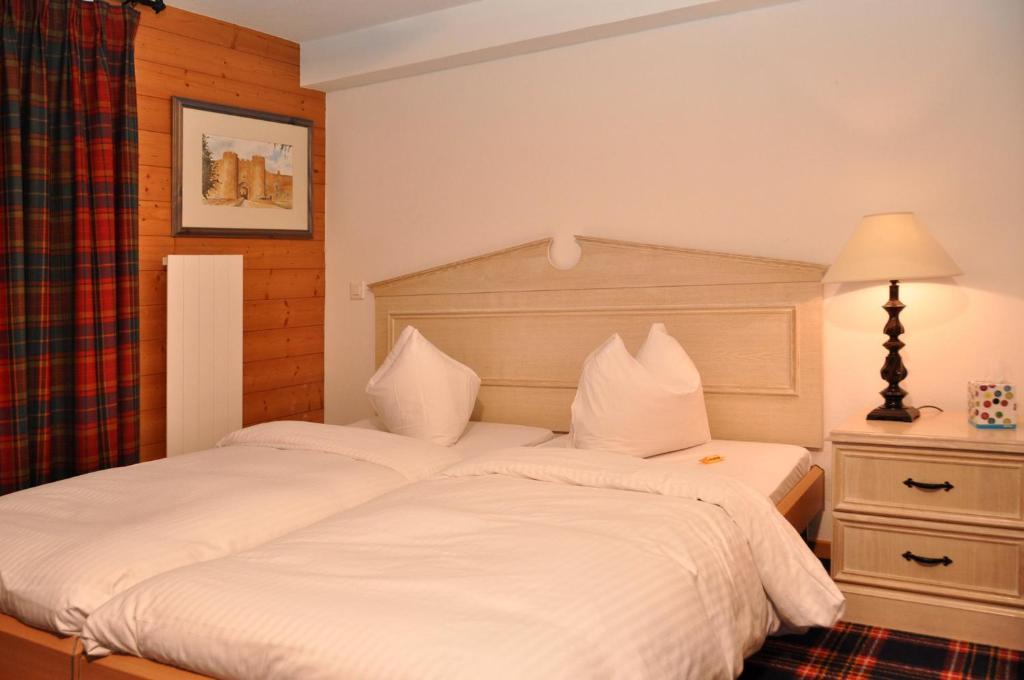 Hotel De La Paix Champéry Quarto foto