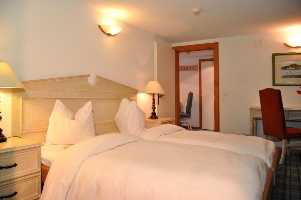 Hotel De La Paix Champéry Quarto foto